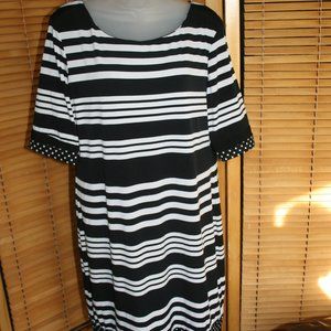 Karin Stevens Short Sleeve Dress Black and White Stripes w/Polka Dot Trim Sz 16